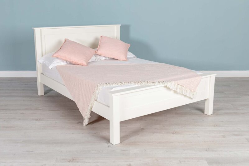 Marieno Solid Wood Double Bed Frame – Soft White, 4ft6 Clearance