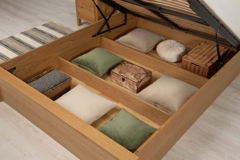 Marieno Natural Oak Ottoman Storage Bed – 5ft King Size Frame - Image 3